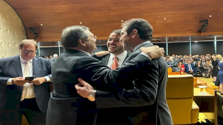 AGU e STF contra aposentados: a manobra do governo Lula para silenciar vítimas do INSS