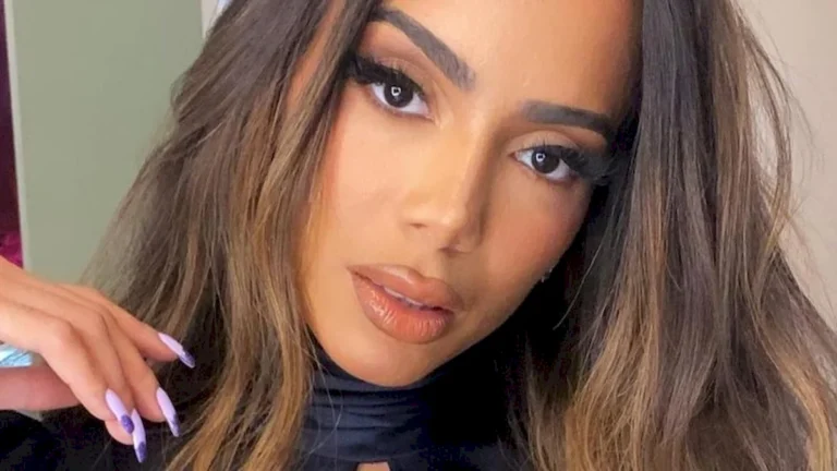 Anitta e DJ espanhol